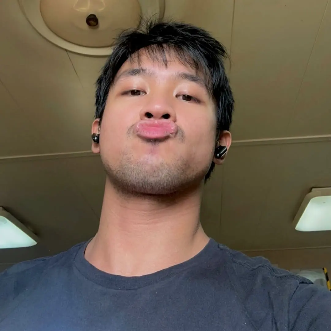 จั๊กะจี้หนวดผัวจัง