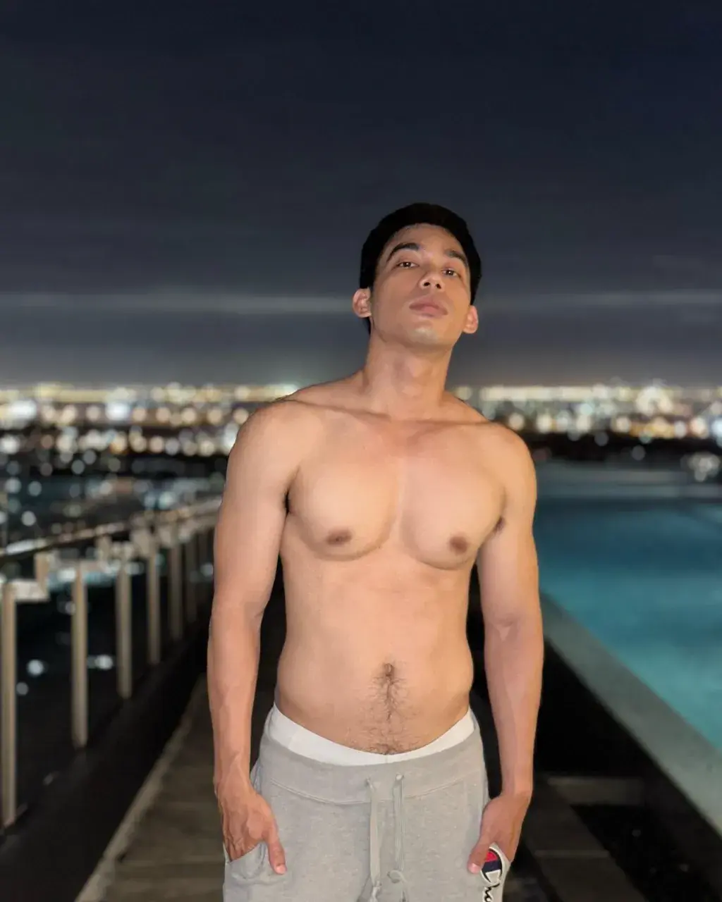 โอ้ววอ่าาาส์