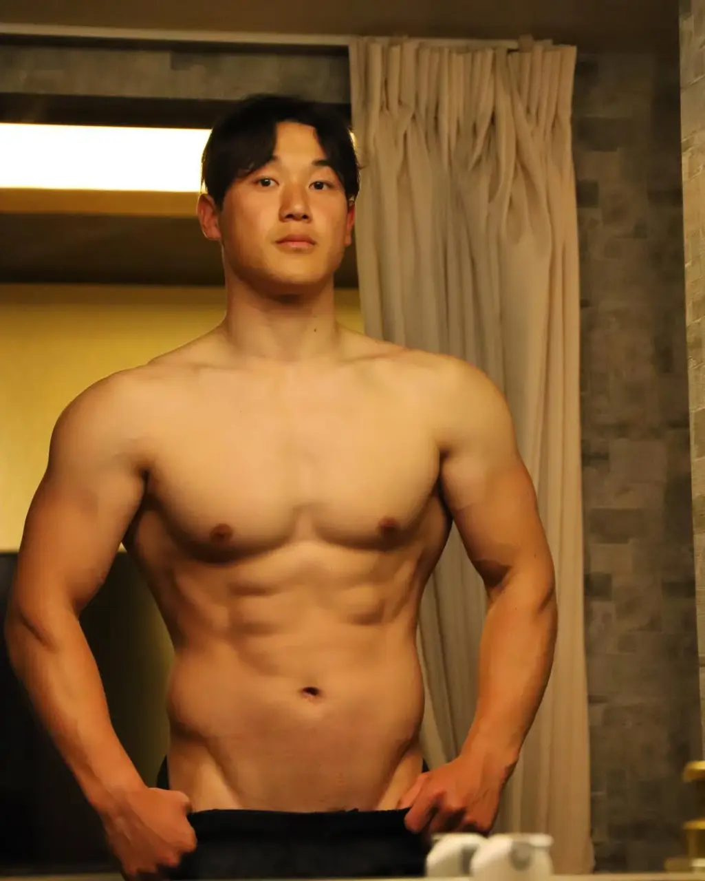 Underwear model & keirin racer : Ryota Mizutani