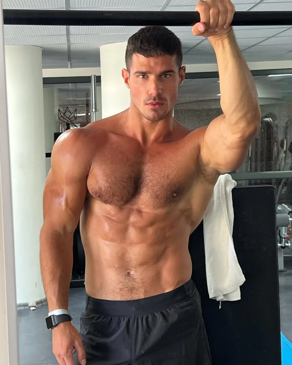 Cool GUY : Дмитрий Аверьянов