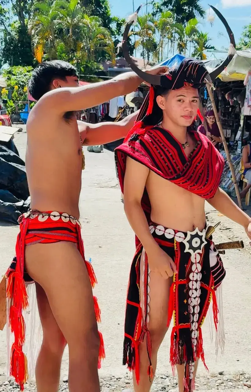 หนุ่มอิฟูเกา..ในฟิลิปปินส์