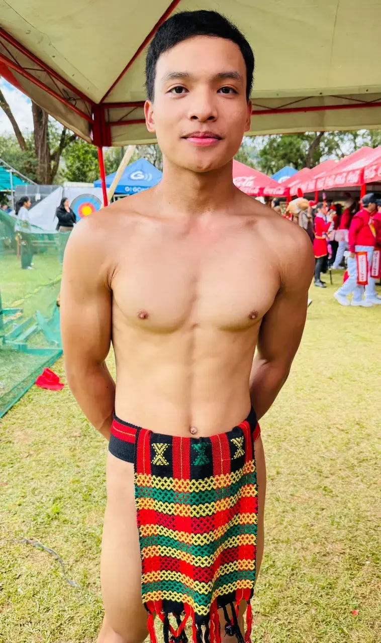 หนุ่มอิฟูเกา..ในฟิลิปปินส์