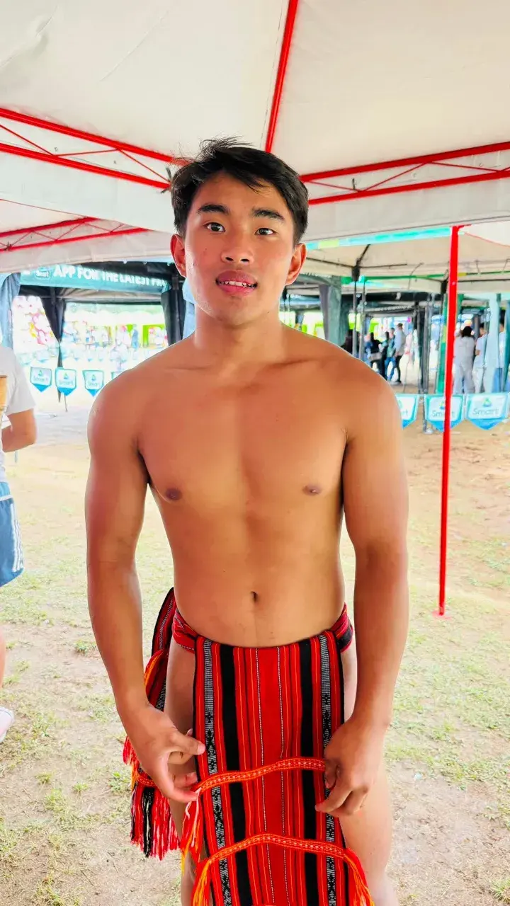 หนุ่มอิฟูเกา..ในฟิลิปปินส์