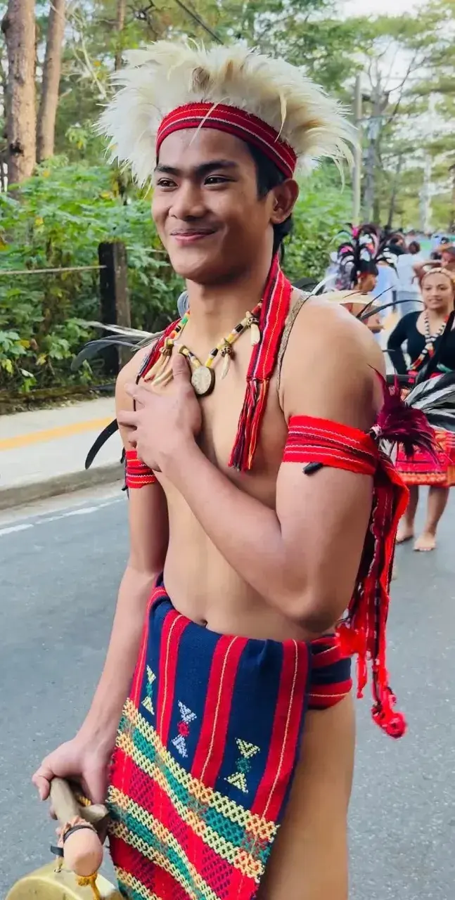 หนุ่มอิฟูเกา..ในฟิลิปปินส์