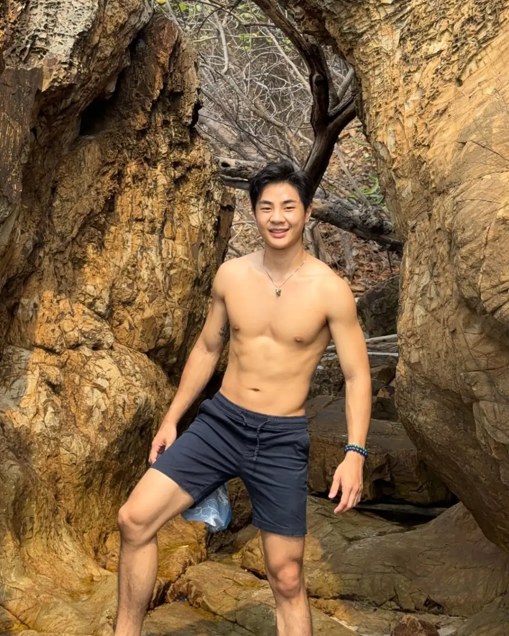 Cool and cute guy : Ta Nannakun Pakapatpornpob