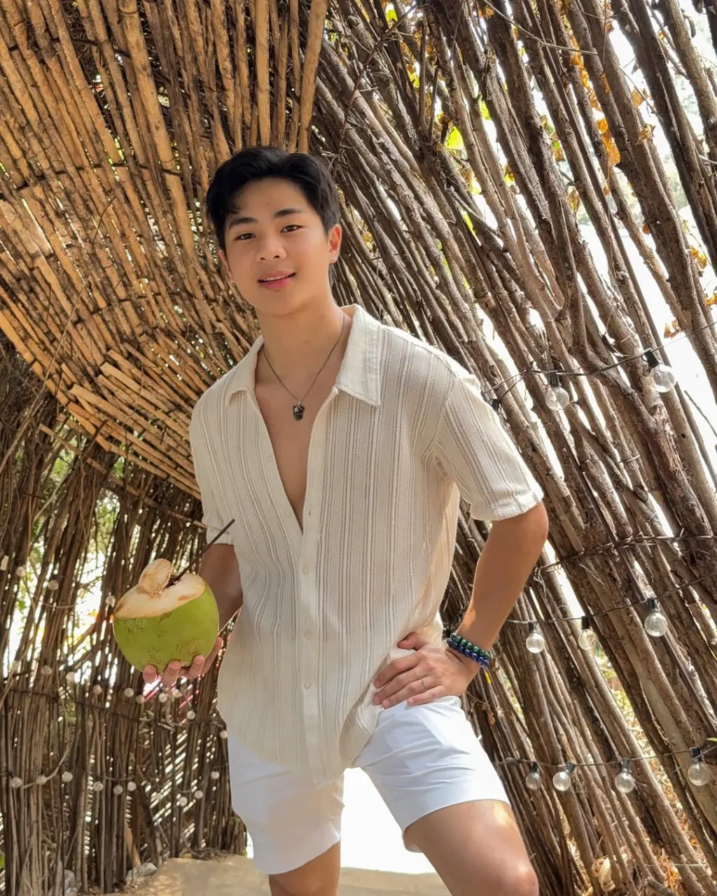 Cool and cute guy : Ta Nannakun Pakapatpornpob