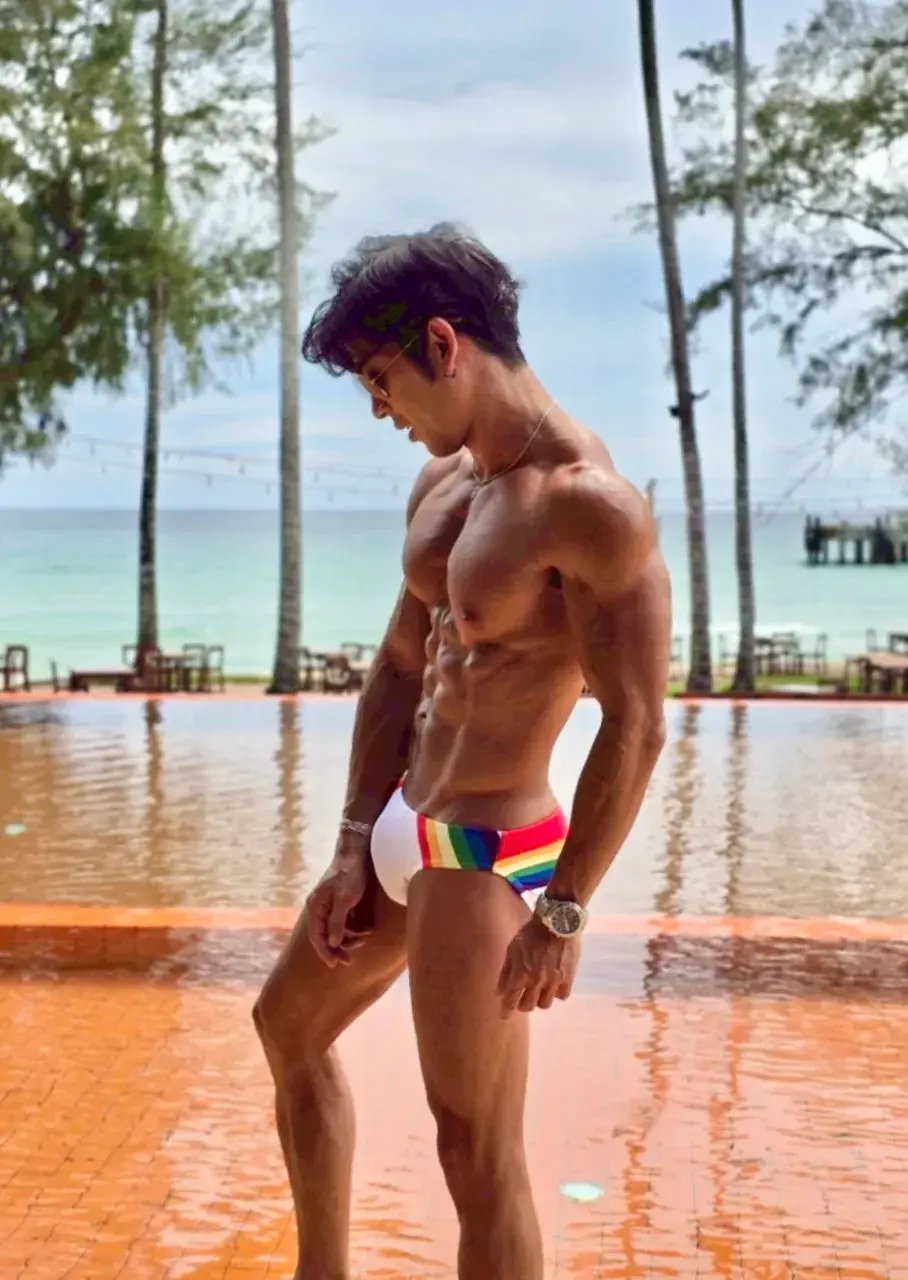 ถอดโชว์เรือนร่าง 2936