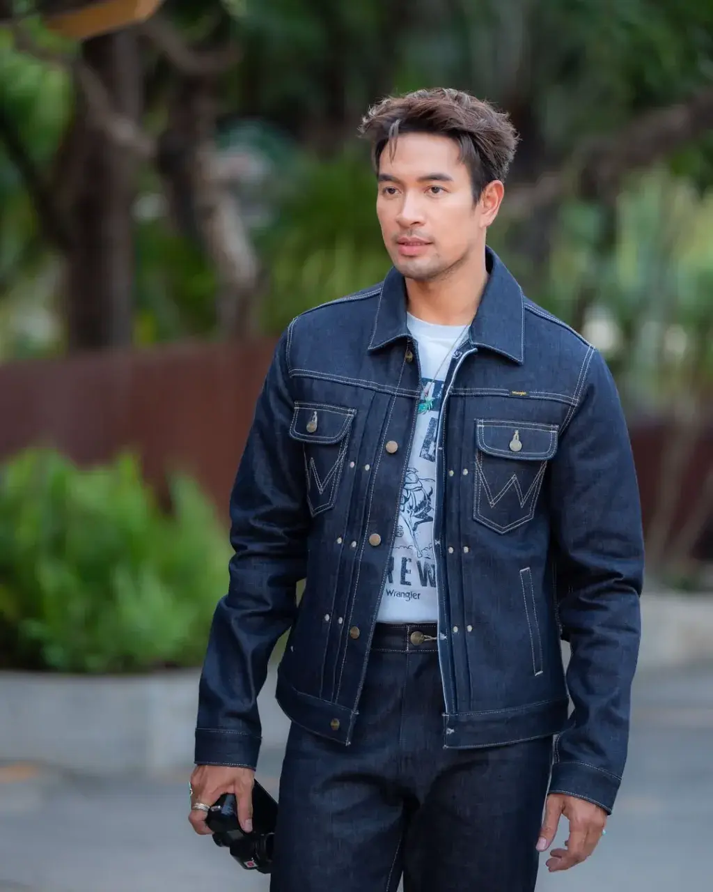 เลือกชิม