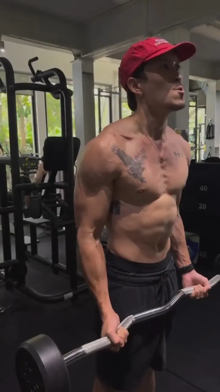 แพ้นมหมี น้ำทะลัก