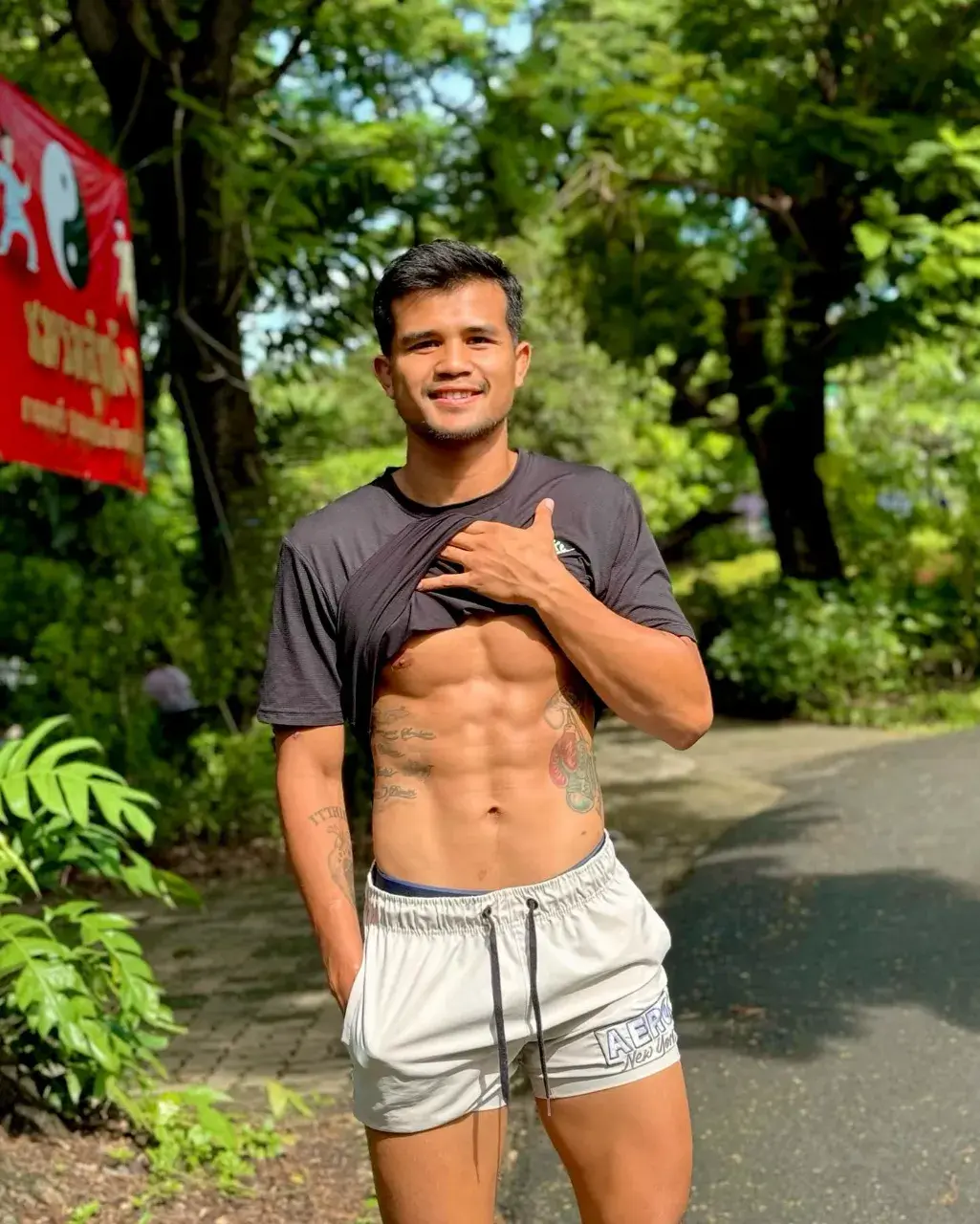 เจ็บกี่หนจะทนเพราะรัก