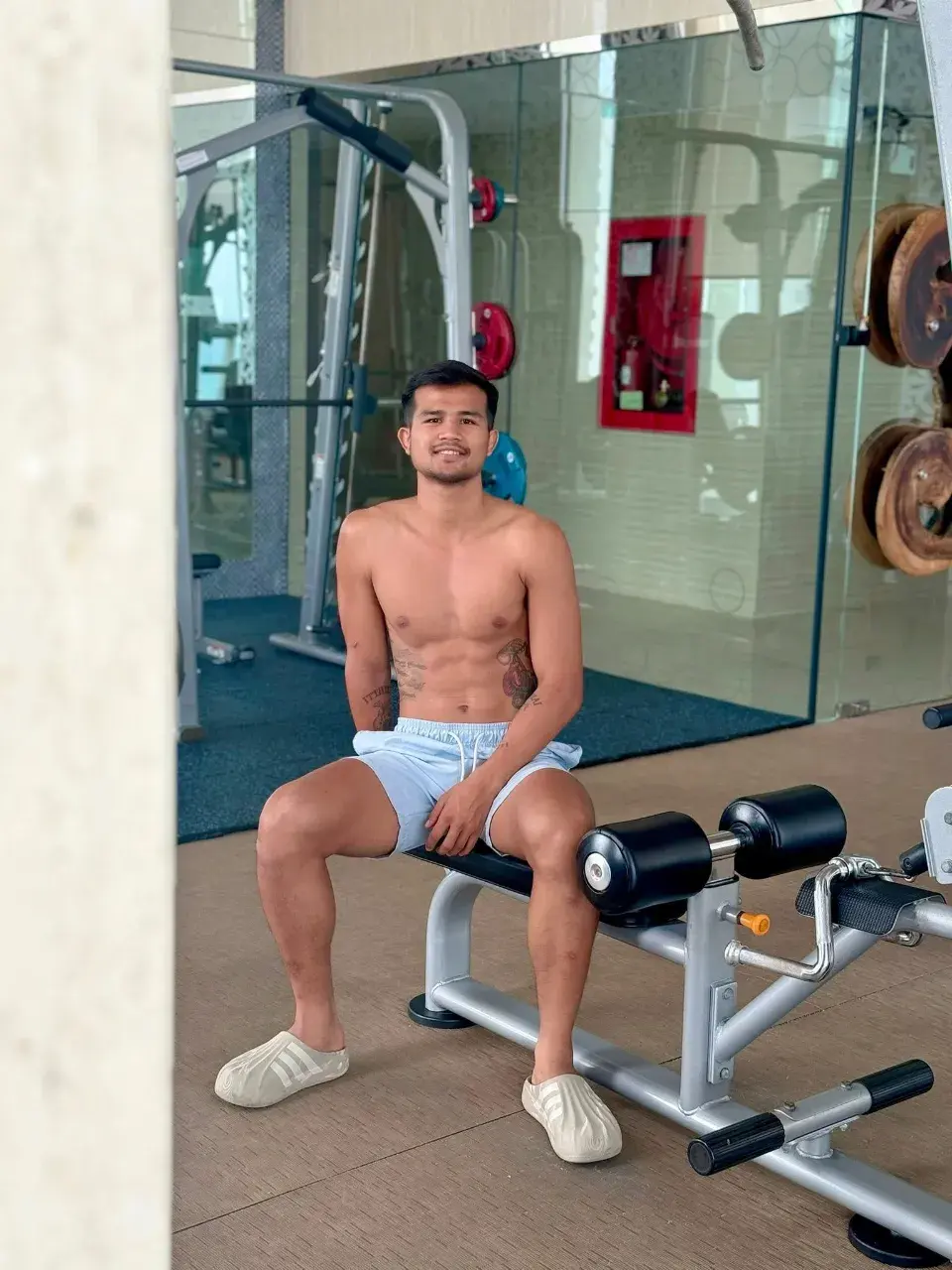 เจ็บกี่หนจะทนเพราะรัก