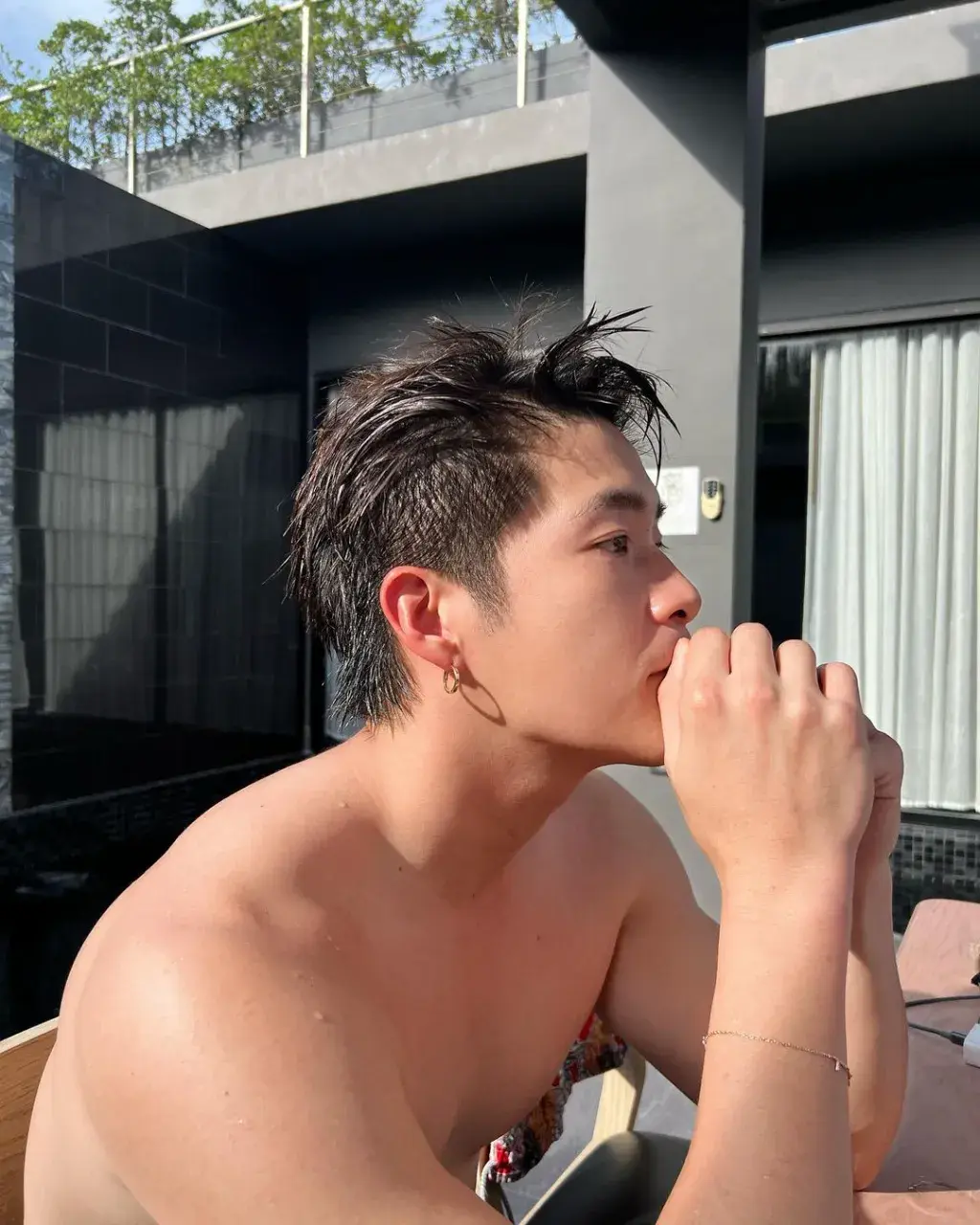 จ้องจะเลียแล้วเล็ก