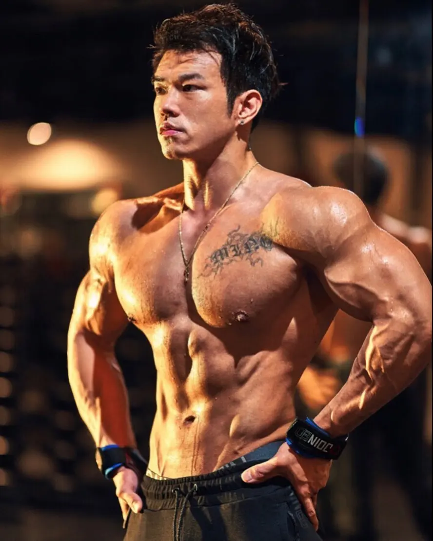 Cool and strong : 李浩鋒 Markus