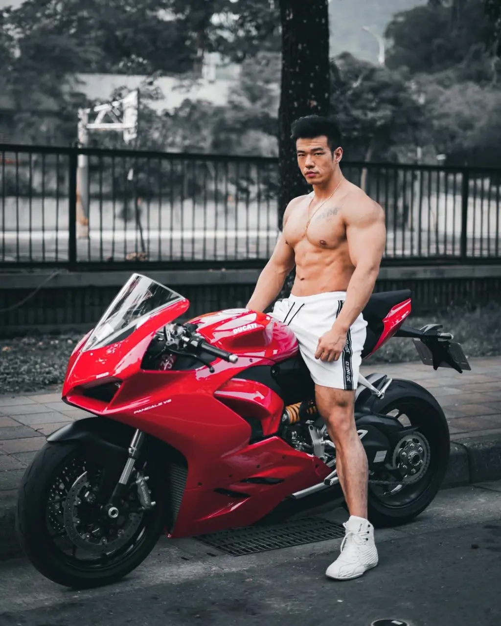 Cool and strong : 李浩鋒 Markus