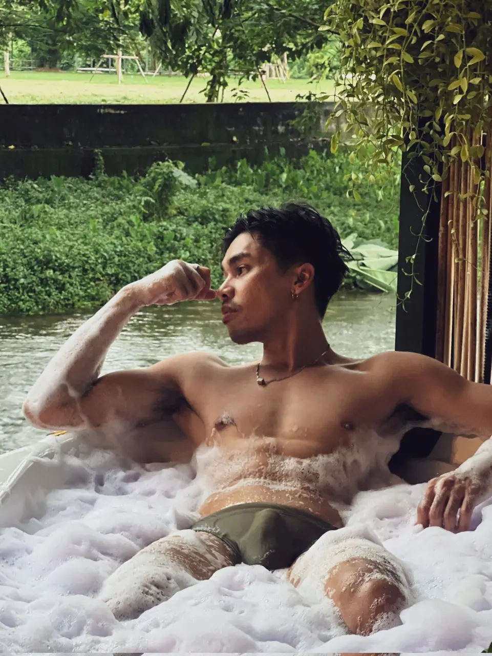 ใหญ่พอไหมครับ XD