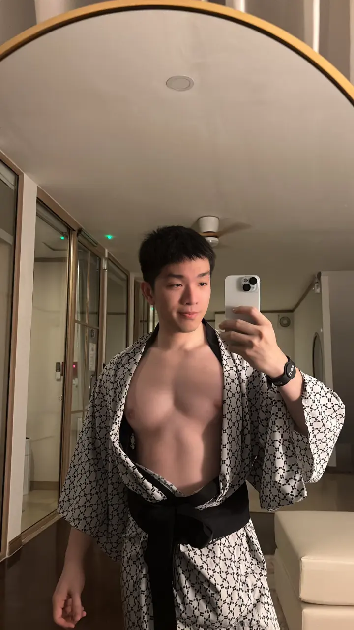 ใหญ่พอไหมครับ XD