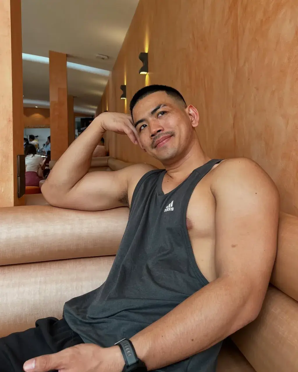แน่นอกแน่นๆอ๊อกๆ