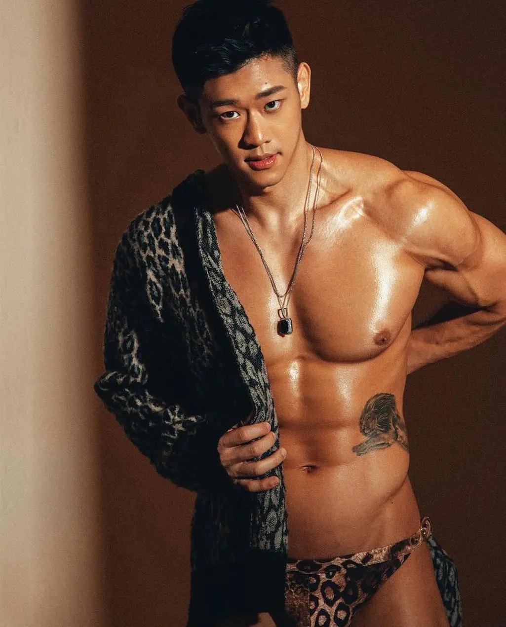 Cool GUY : Leon wu