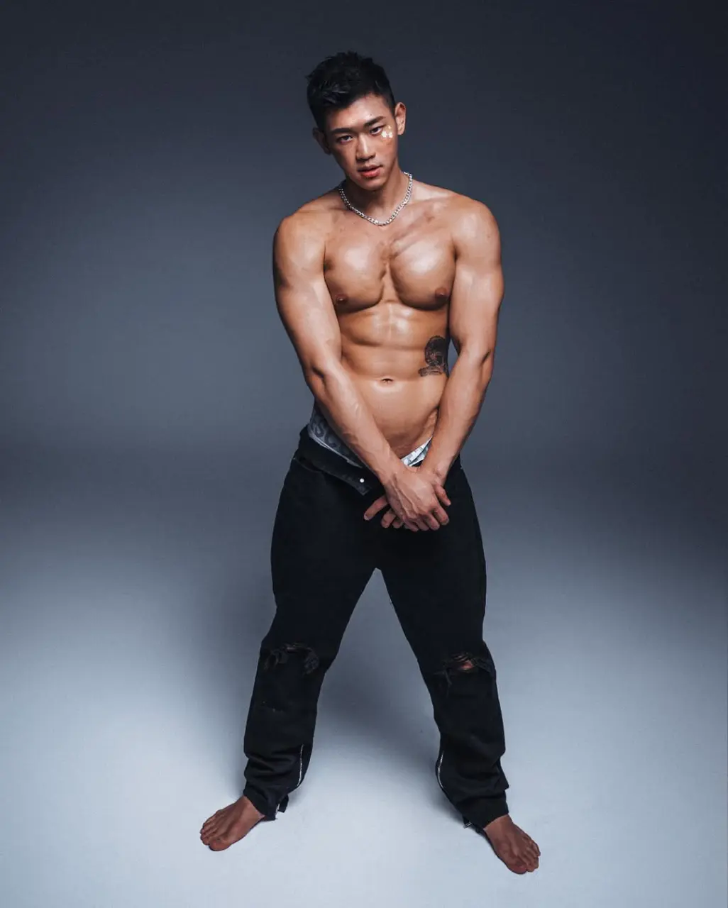 Cool GUY : Leon wu