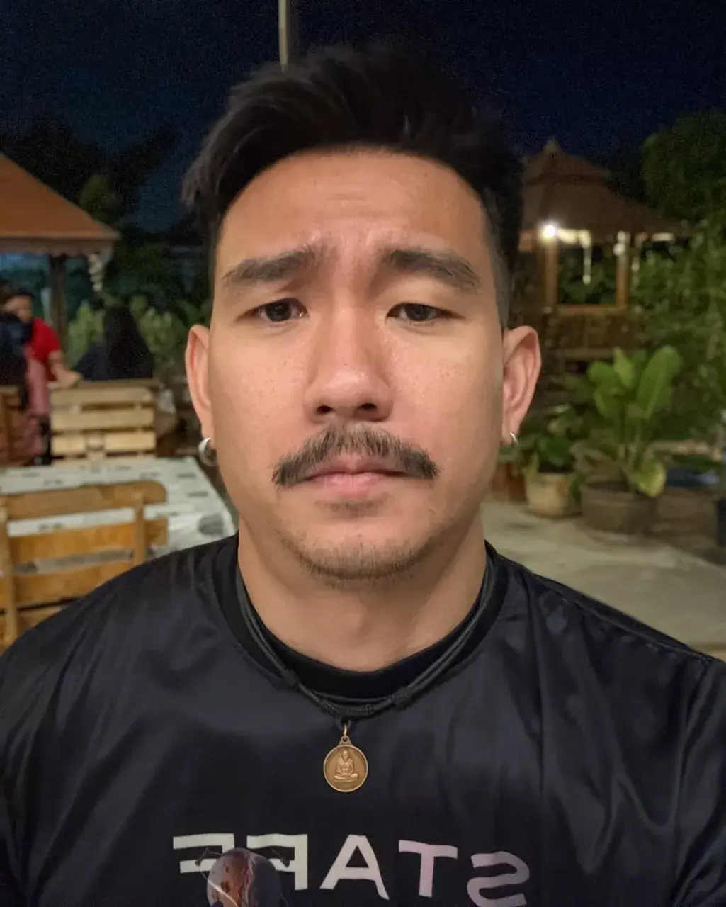 ผัวเขาเราเขิน