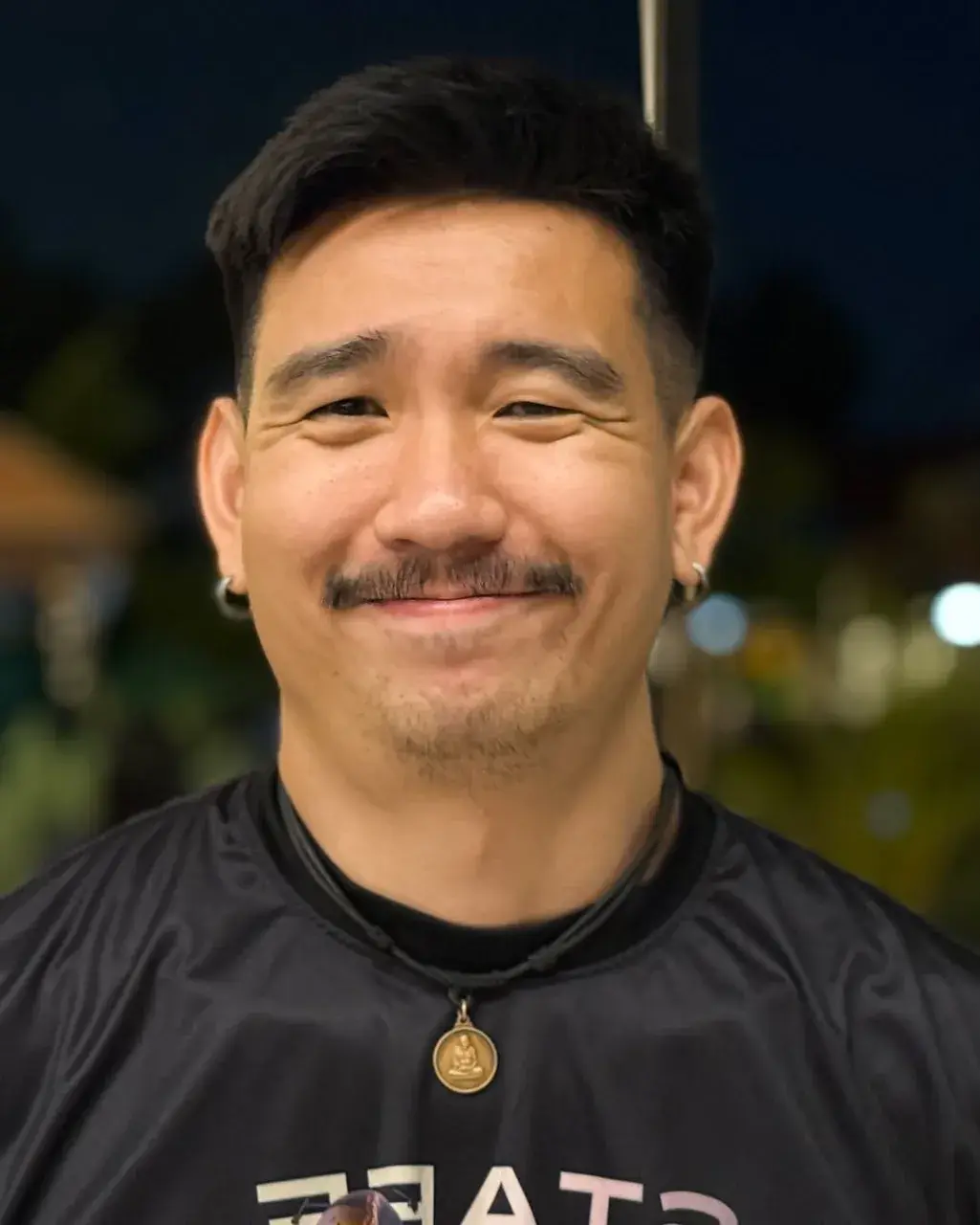 ผัวเขาเราเขิน