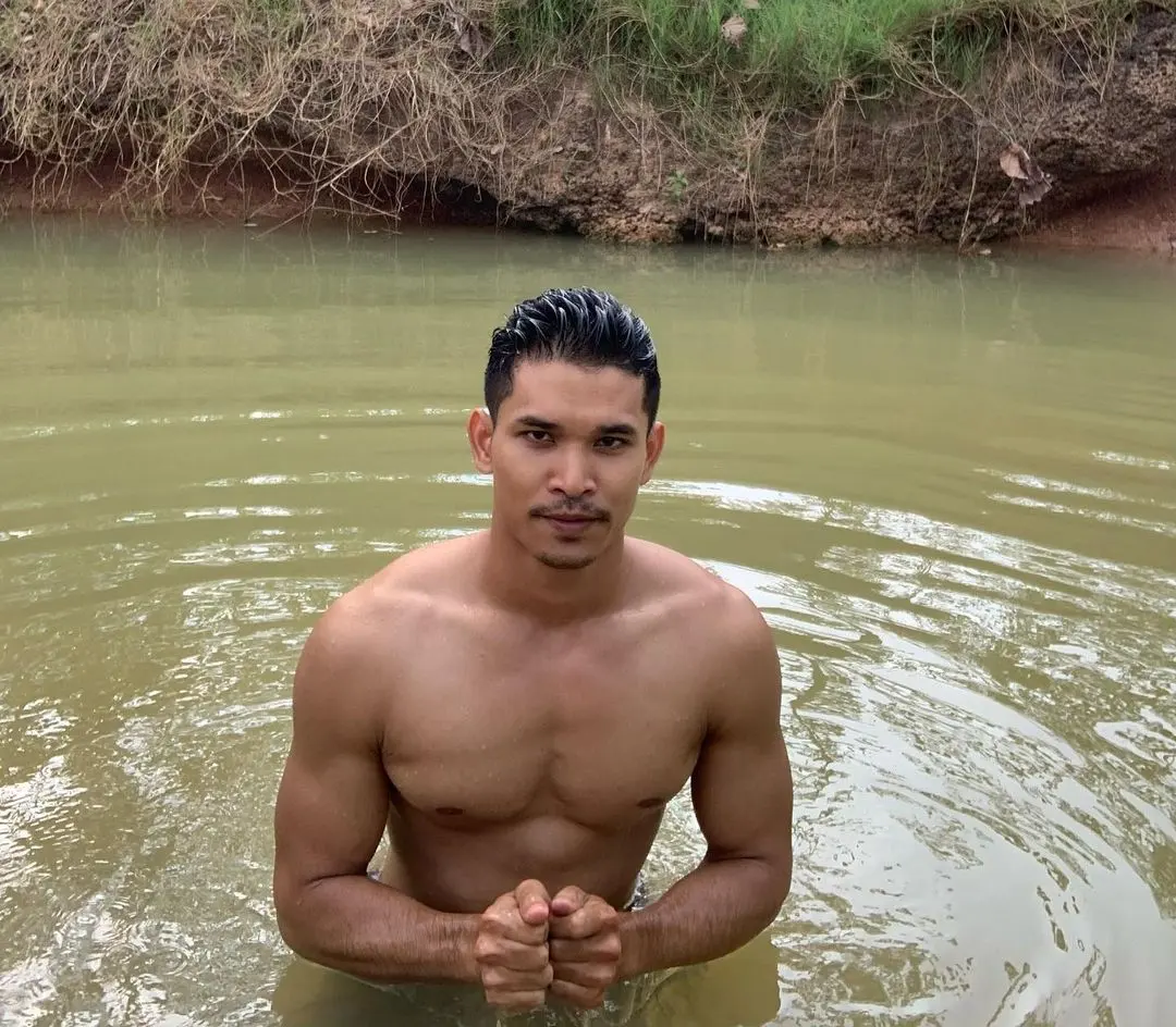 คลั่งรักผัวจ๋าาาาา