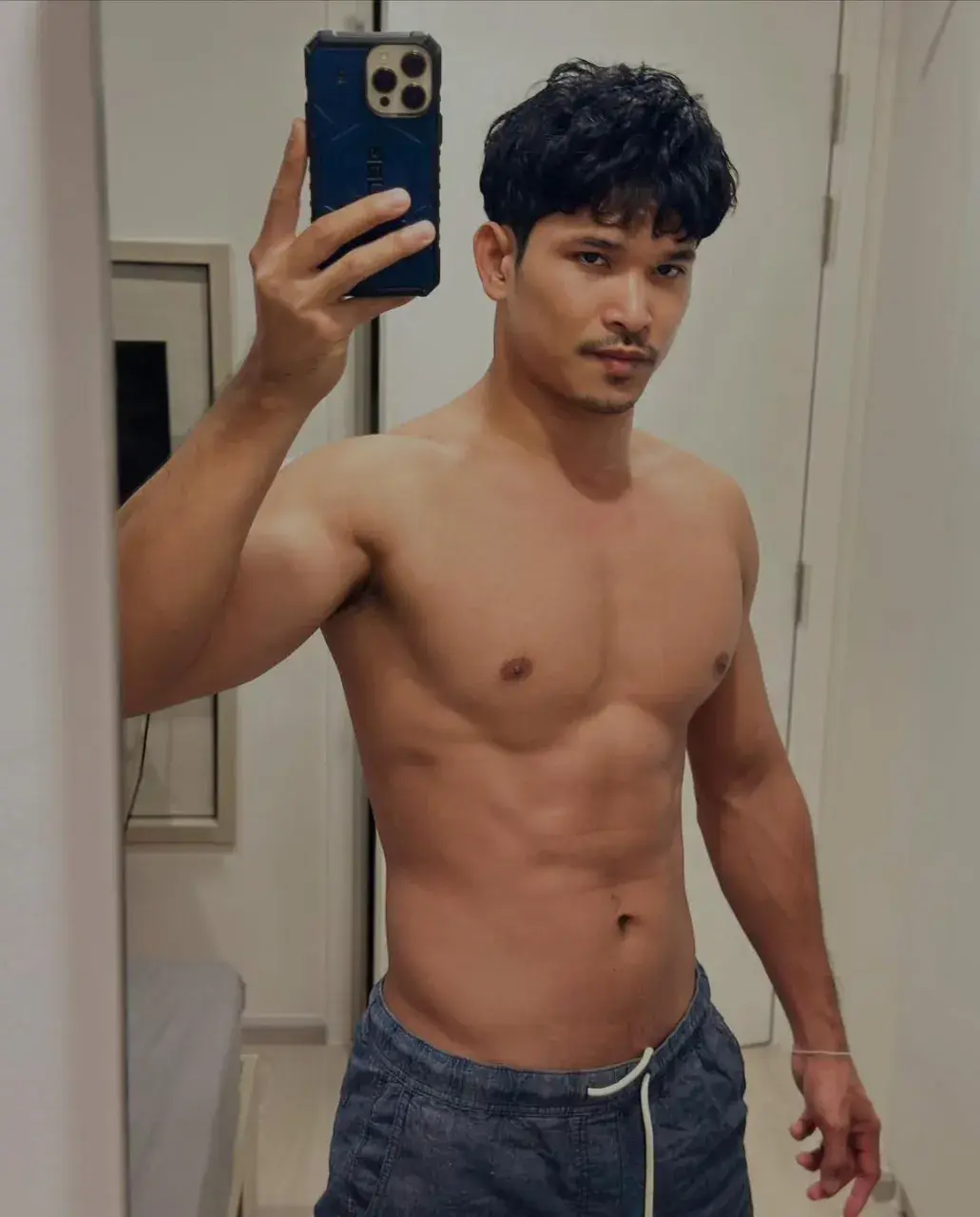 คลั่งรักผัวจ๋าาาาา