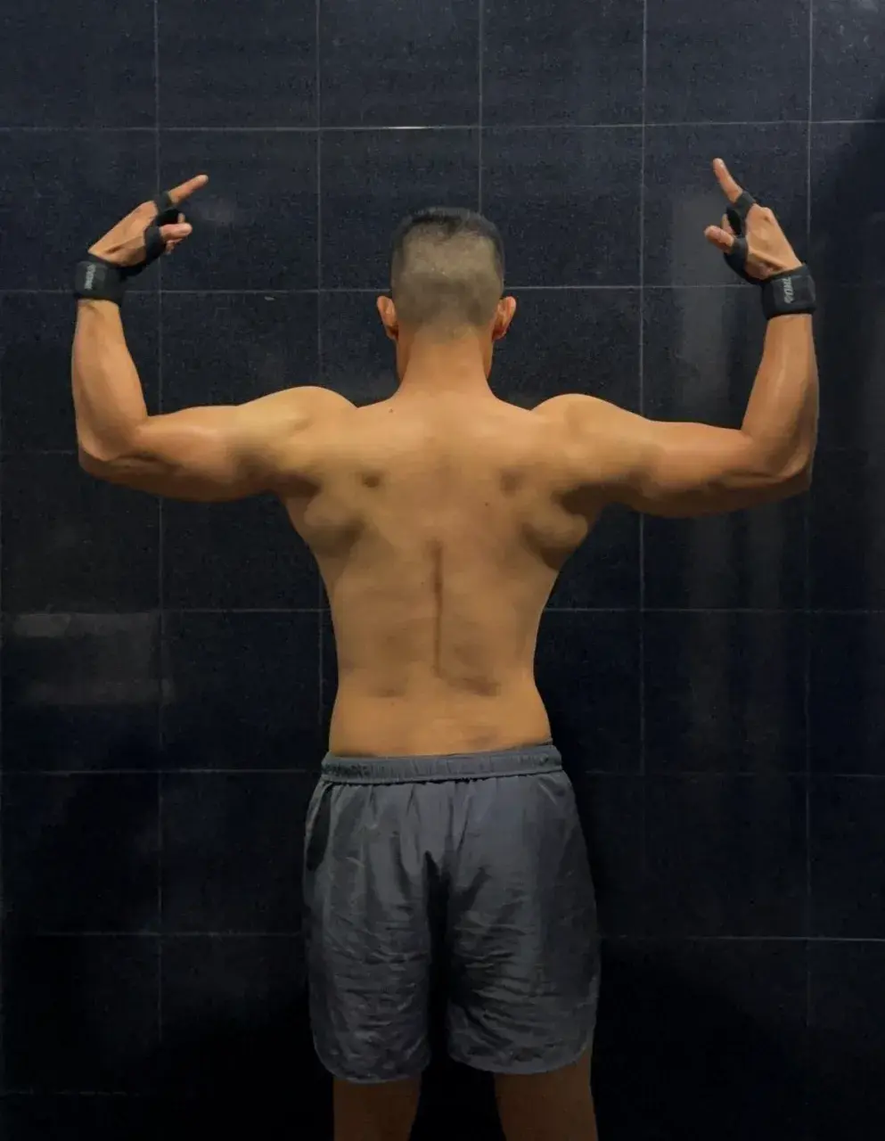 ยอมโดนน้ำอัดฉีดให้พุ่ง