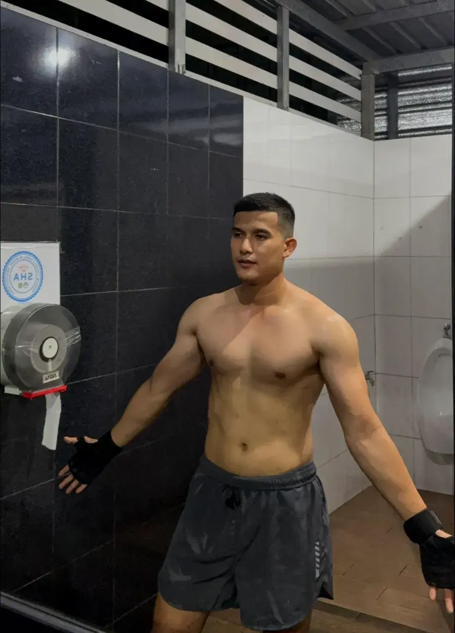 ยอมโดนน้ำอัดฉีดให้พุ่ง