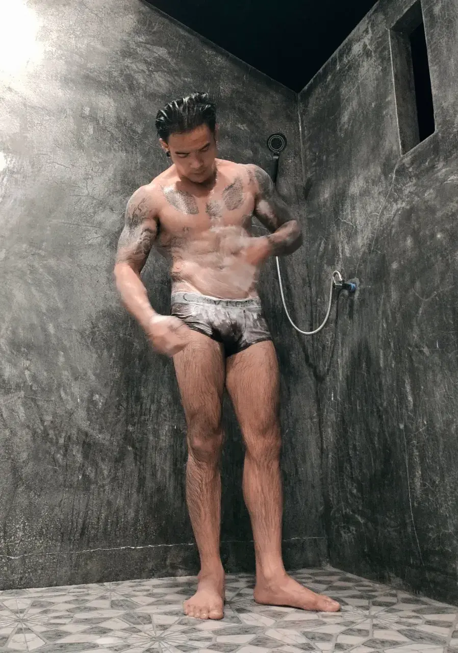 หลงรอยสักว่ะ