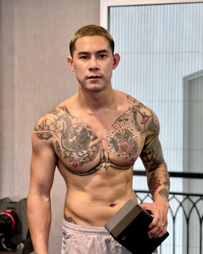 หลงรอยสักว่ะ