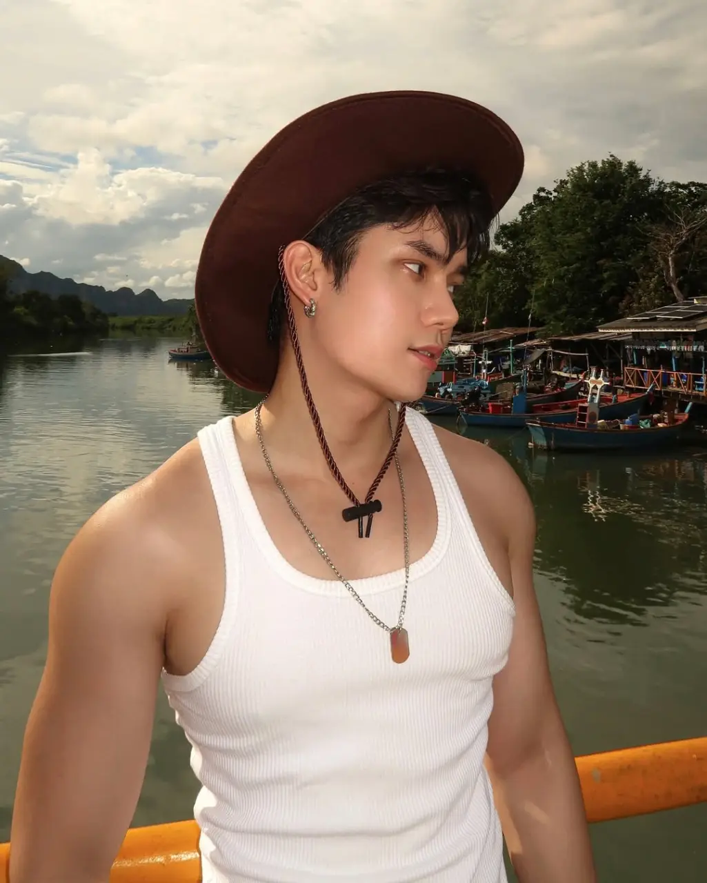 Cool and cute guy : 𝑱𝑬𝑭𝑭𝒀 ( 제프 )