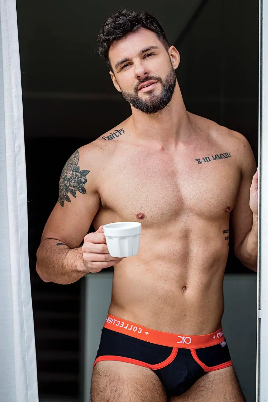 Cool GUY : VICTOR SANTOS