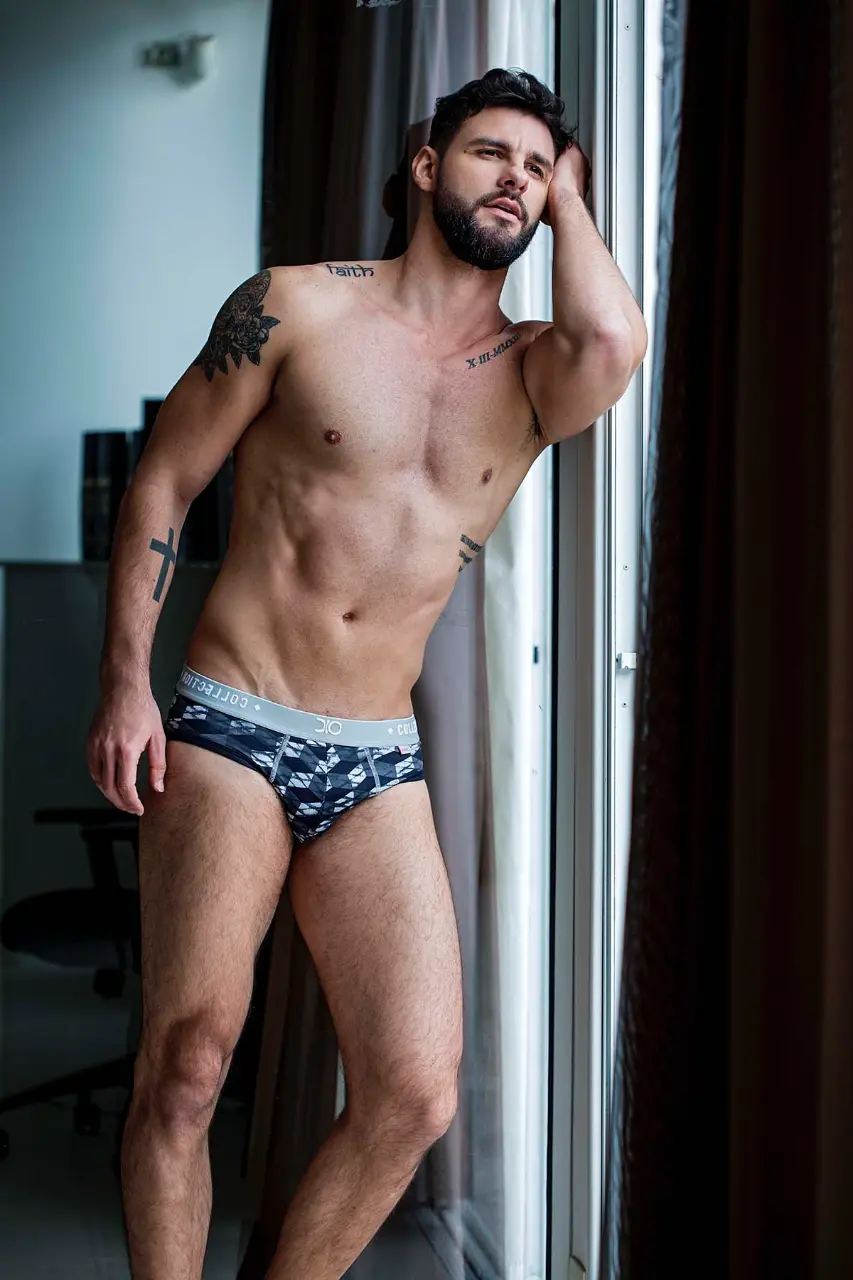 Cool GUY : VICTOR SANTOS