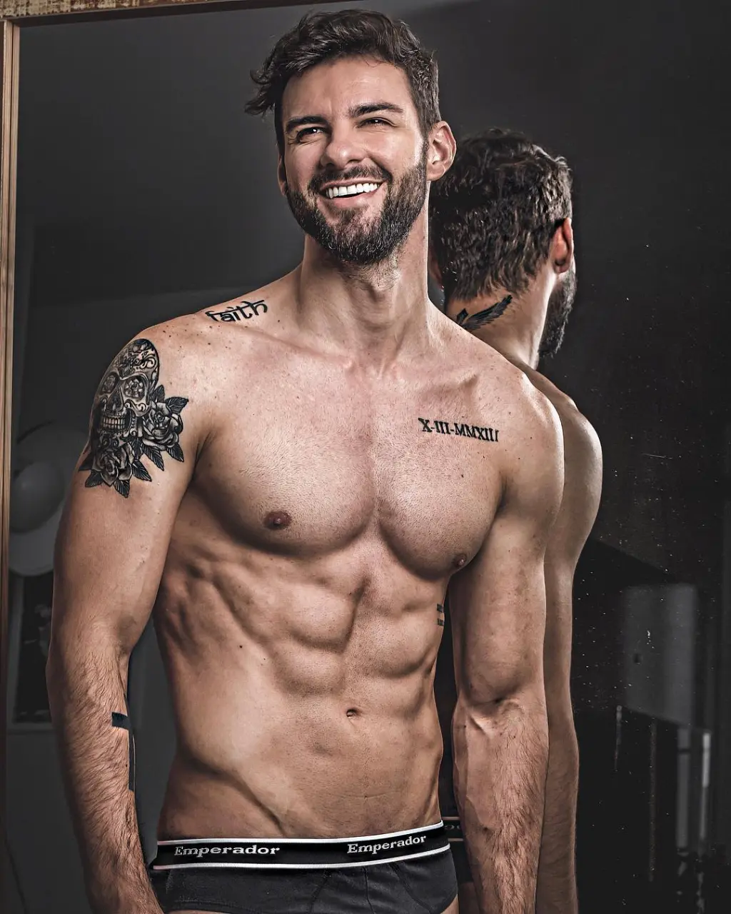 Cool GUY : VICTOR SANTOS