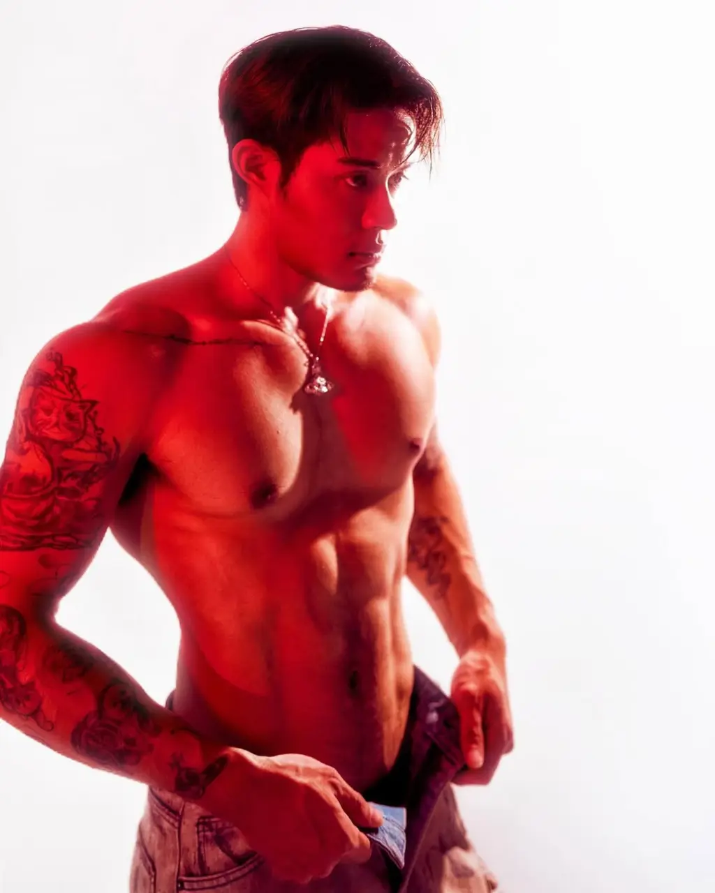 Cool GUY : Adisak Wongwaikankha