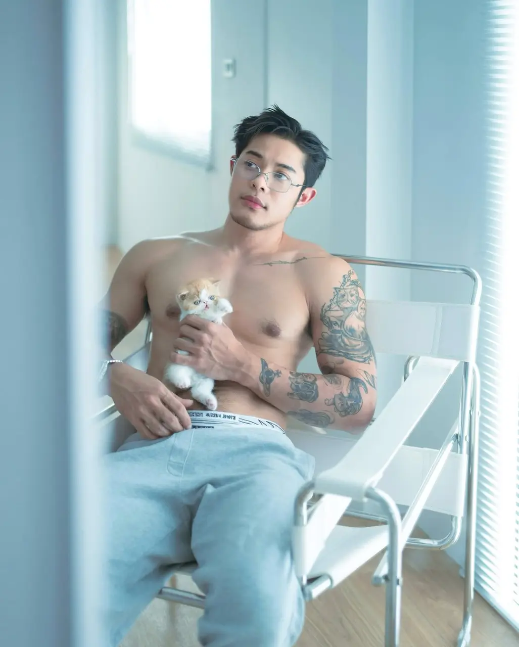 Cool GUY : Adisak Wongwaikankha