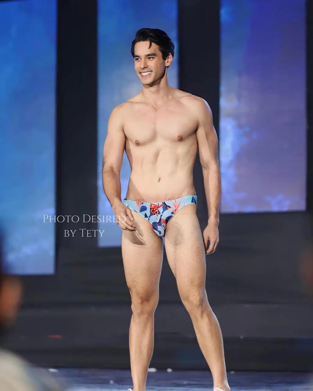 Fashion Model : Kevin T. 戴凱文