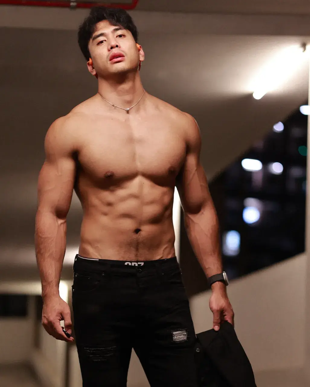 ลุค-เข้มๆ001