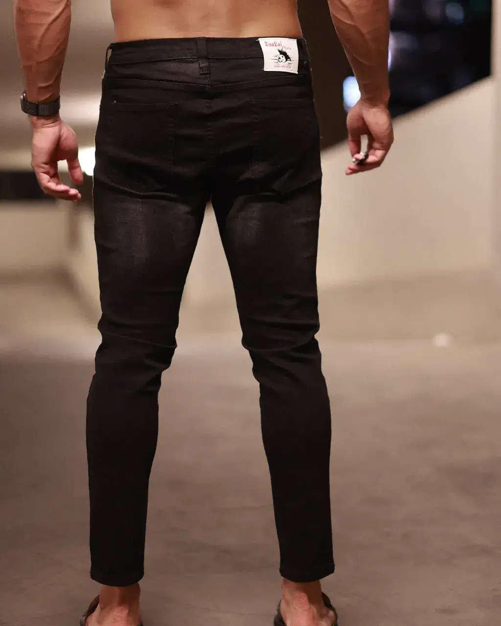 ลุค-เข้มๆ001