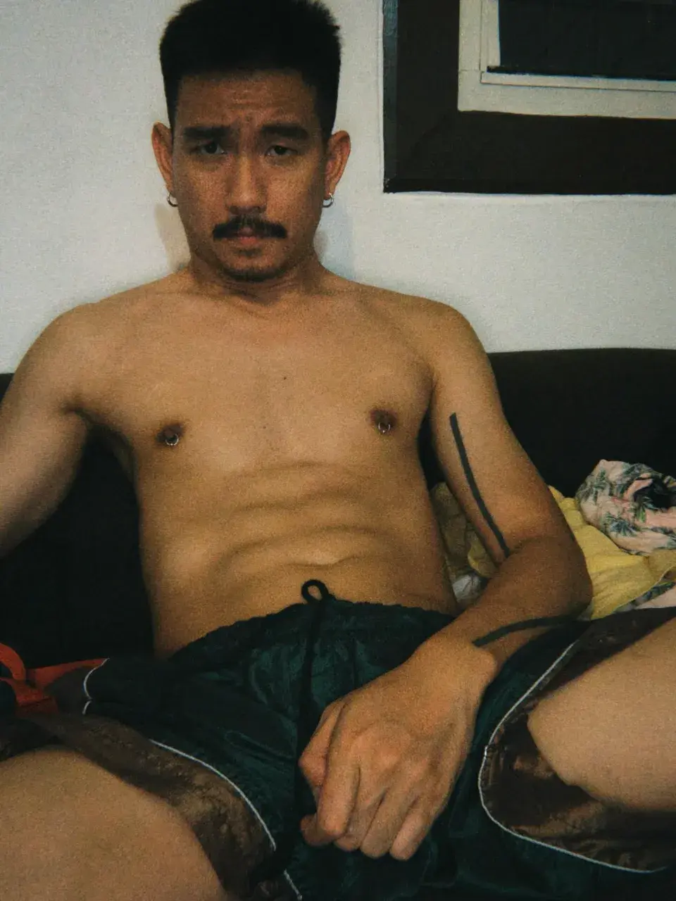 ตกหลุมสวาท