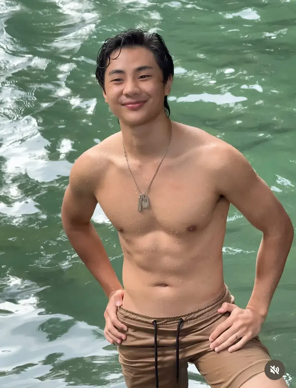 ตกหลุมสวาท