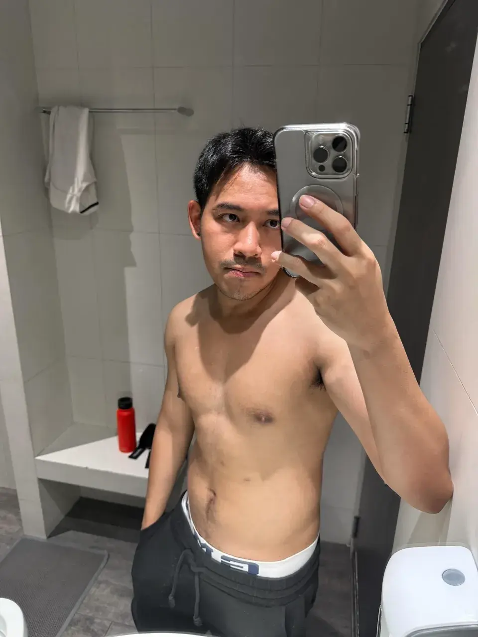 รักแล้วเลียหน่อย