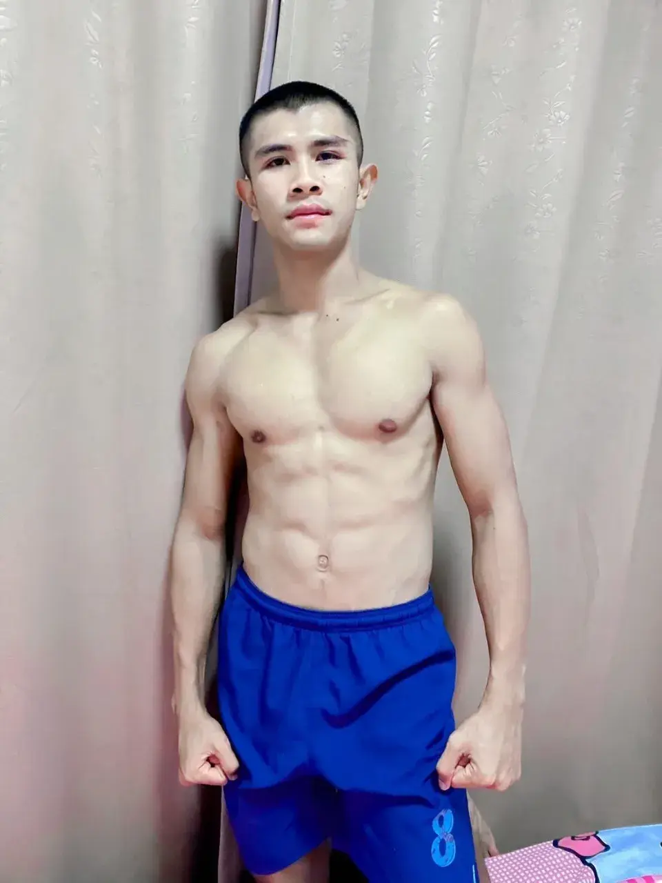 ของหวานต้องห้าม