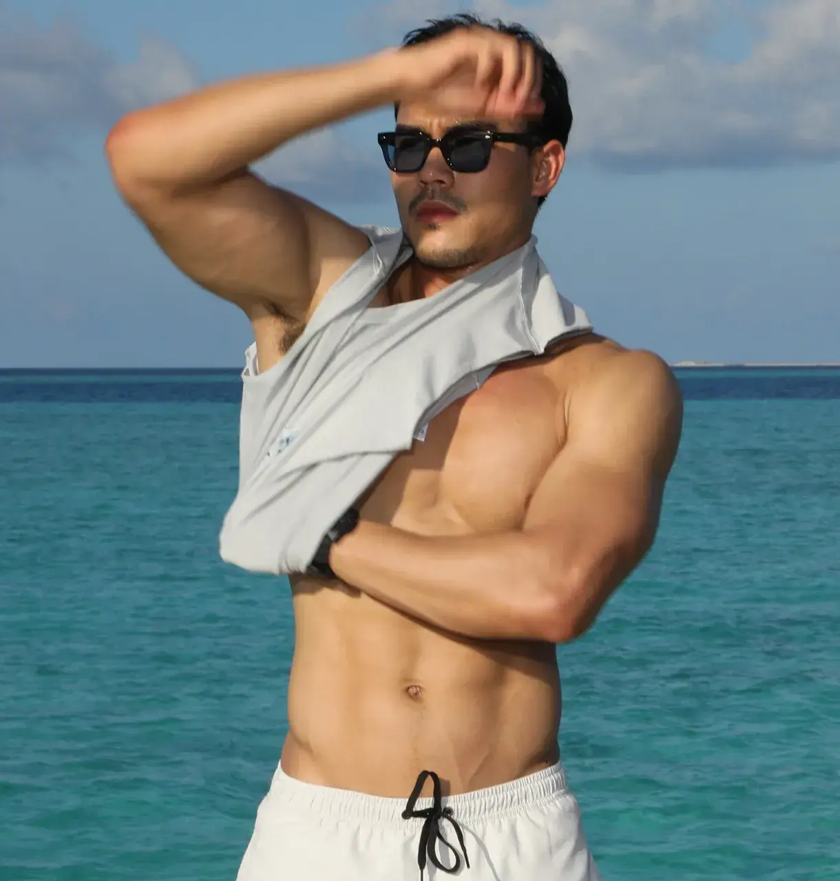 รักและเสวมาก