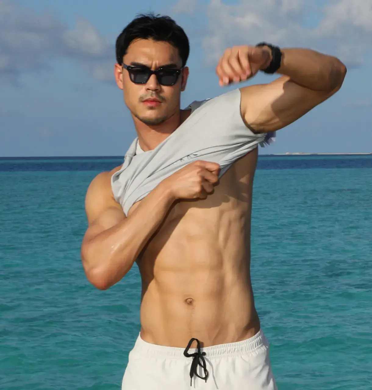 รักและเสวมาก