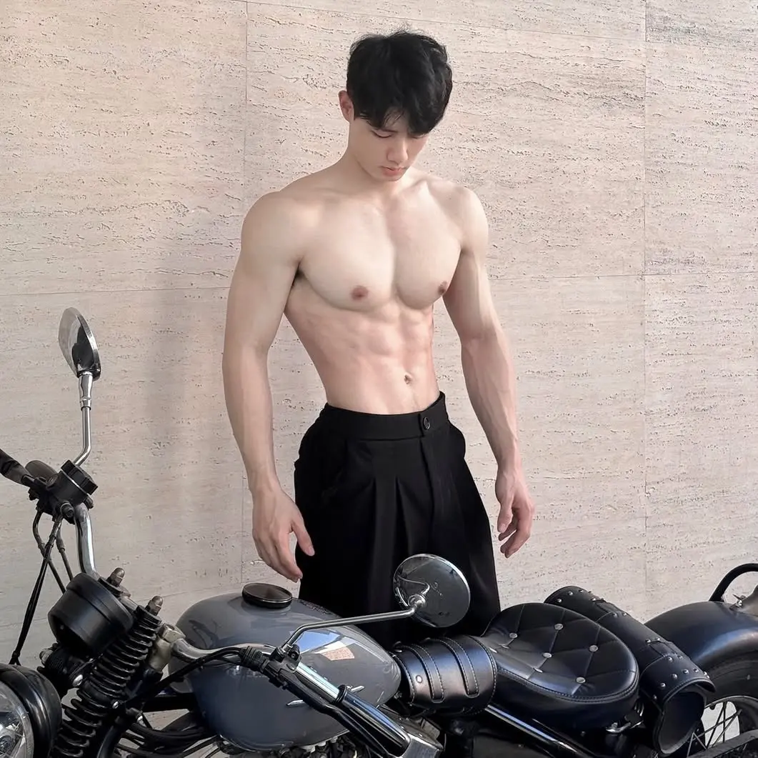 ถอดโชว์เรือนร่าง 2939