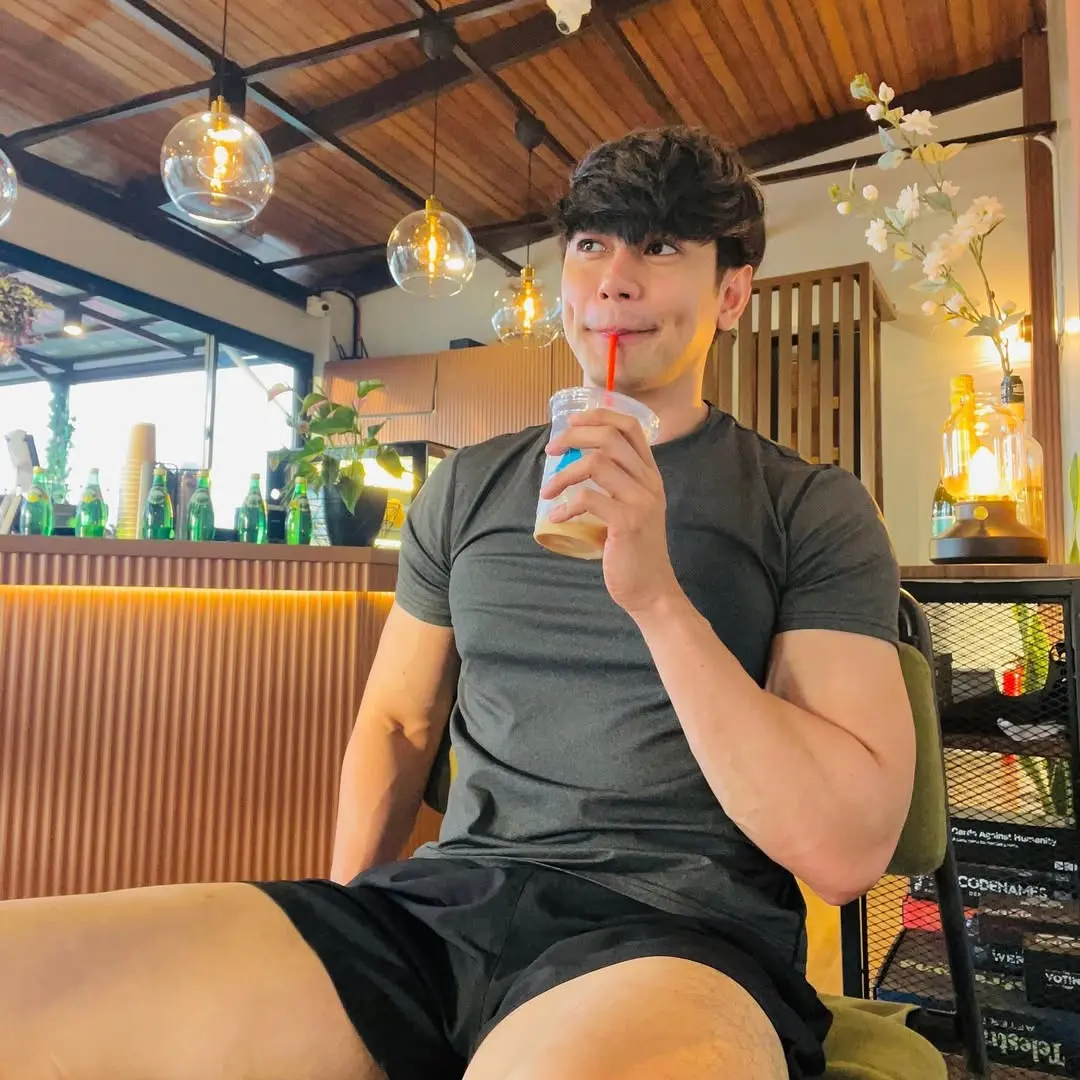 Cool GUY : Luke Conde