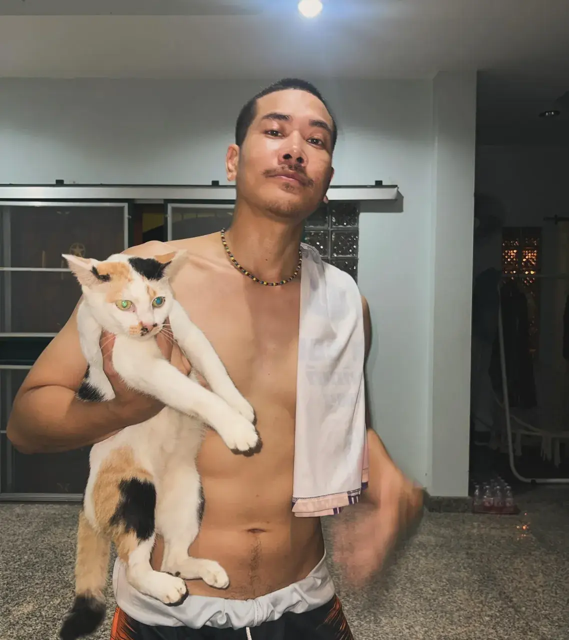 เสวหนวดจัง