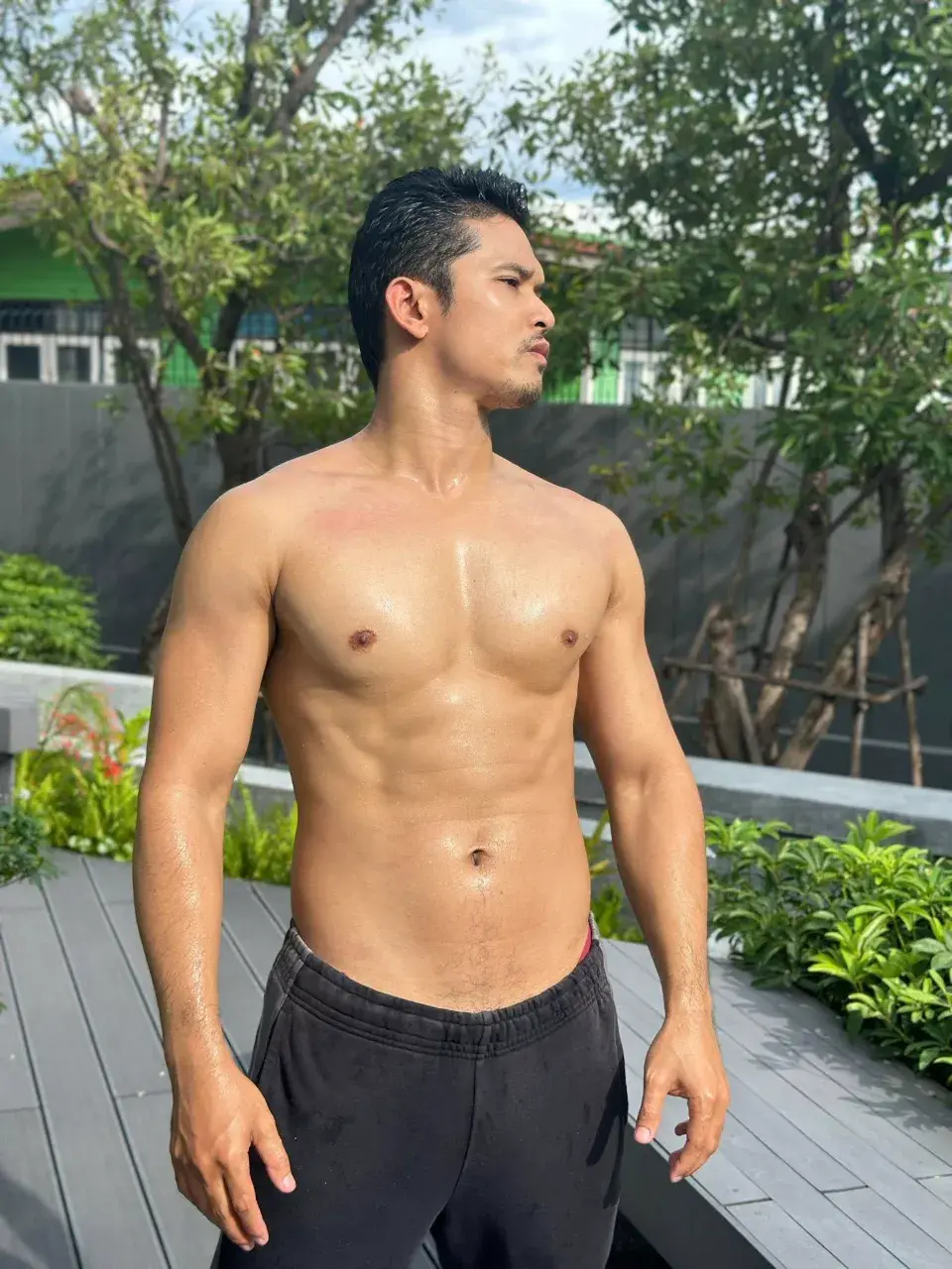พี่จ๋าาาาาลึกจัง